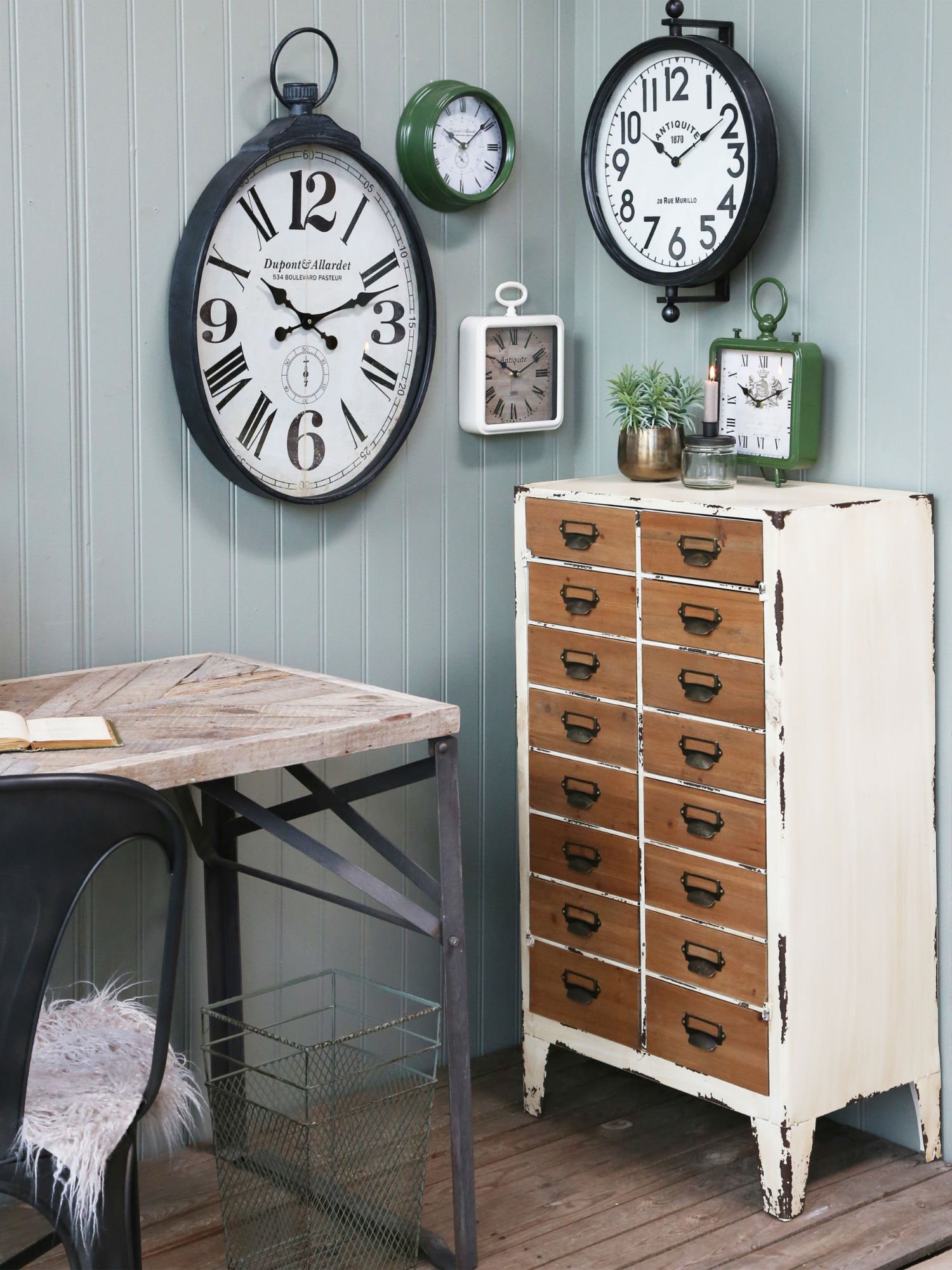 Chic Antique Uhren