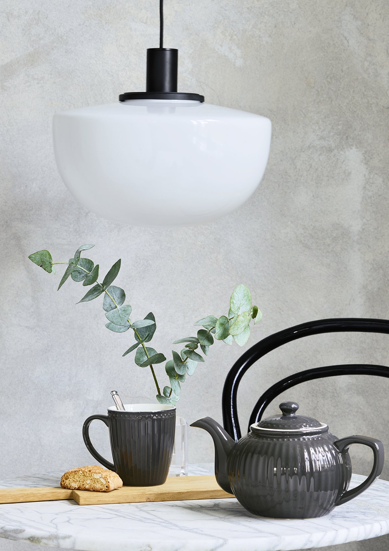 Alice Geschirr Dark Grey