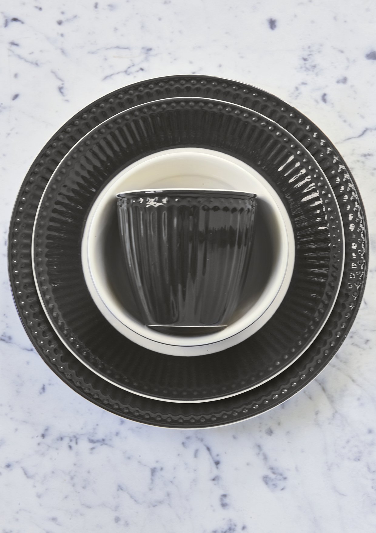 Alice Geschirr Dark Grey