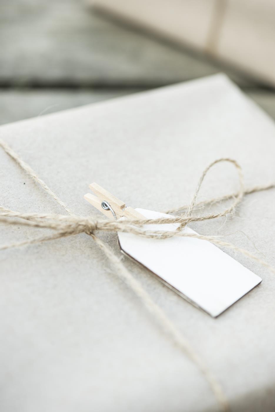 Alles zum Einpacken von Geschenken von IB Laursen