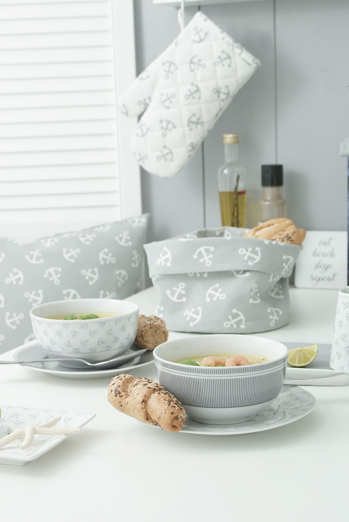Krasilnikoff Geschirr und Accessoires mit Anker Motiv