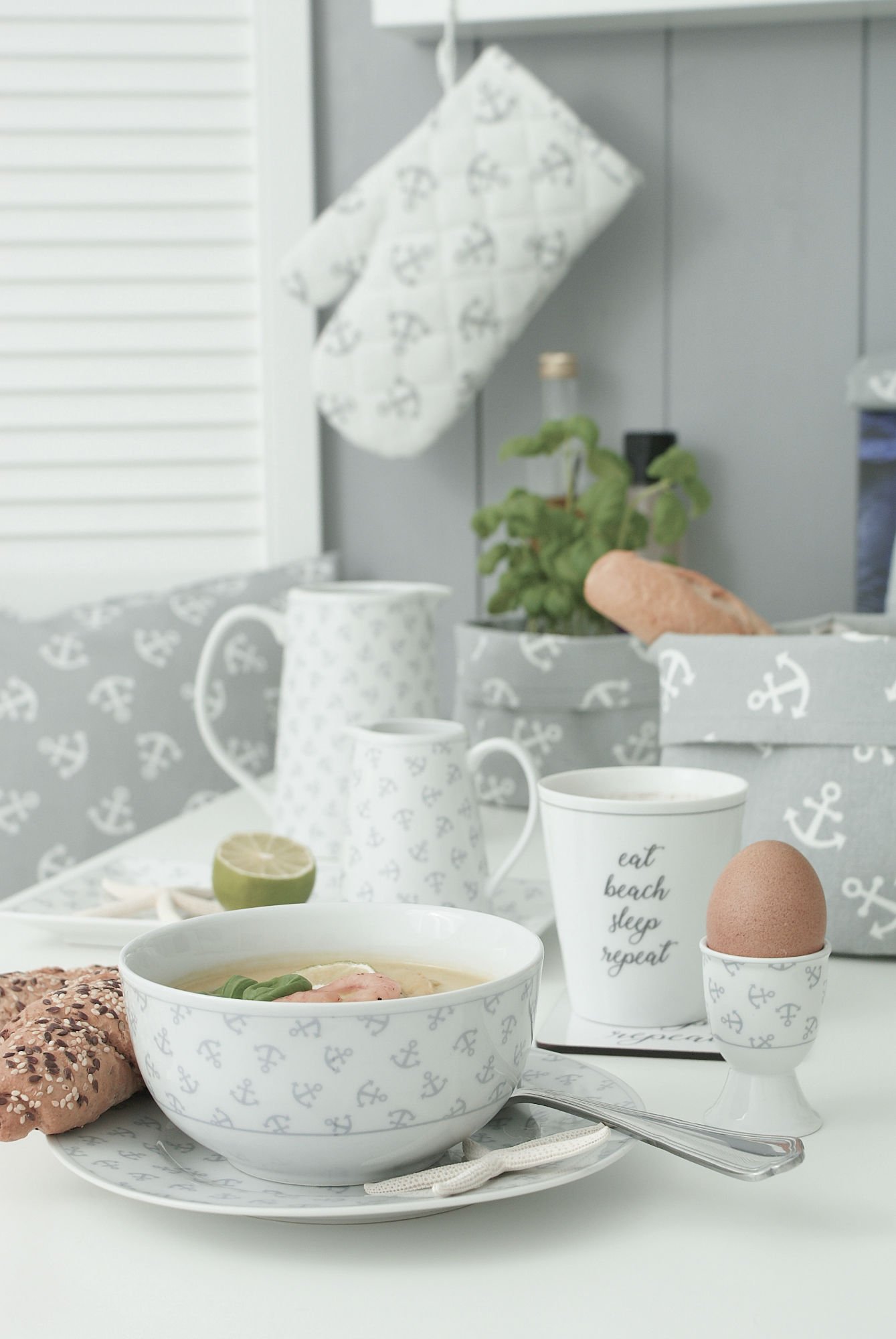 Krasilnikoff Geschirr und Accessoires mit Anker Motiv