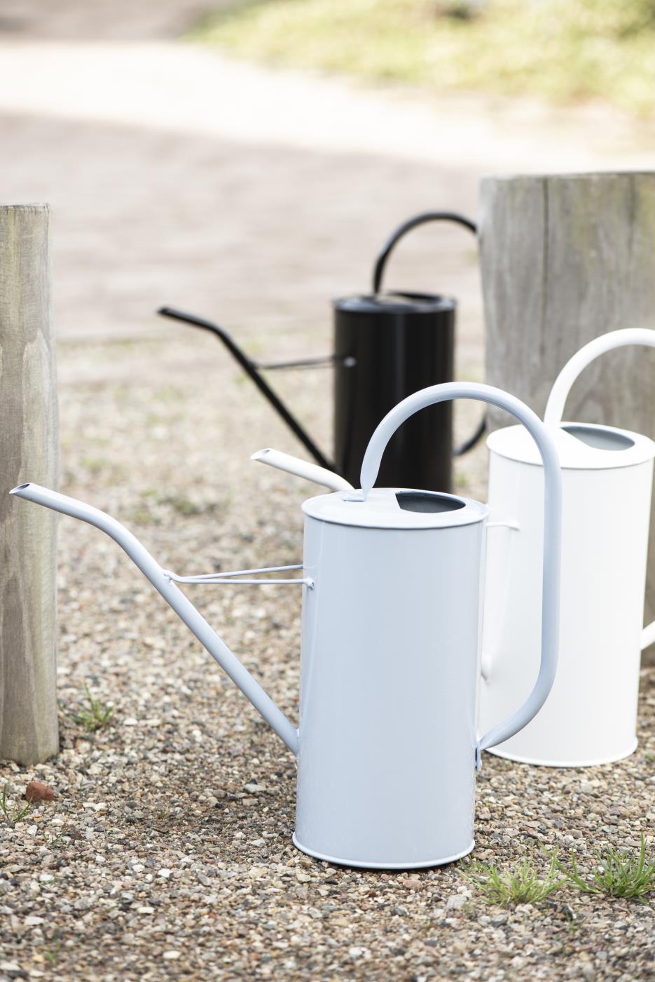 Schöne Gießkannen für den Garten