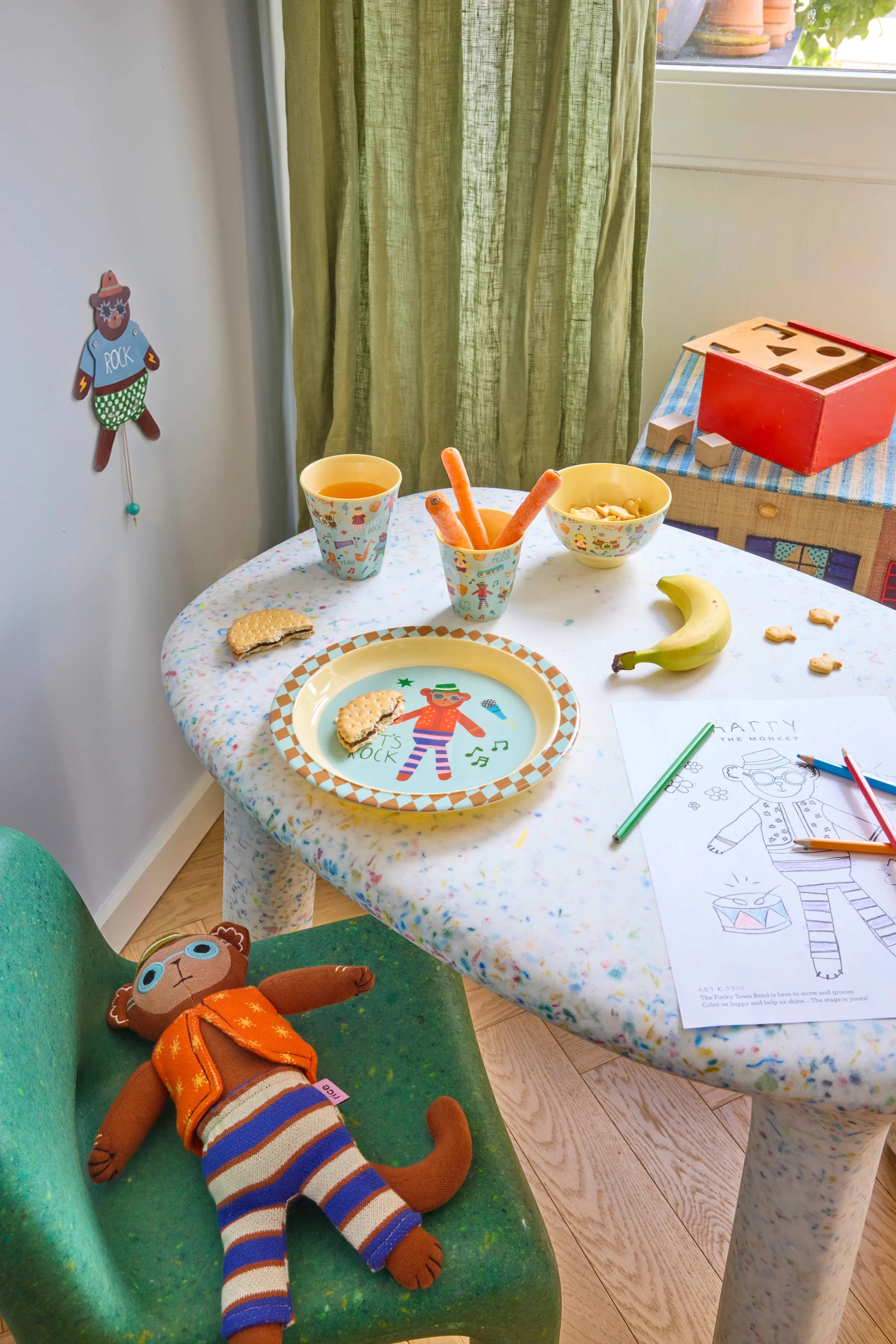 RICE Melamin Kindergeschirr Music Band – Fröhliches Design für Deinen Familientisch