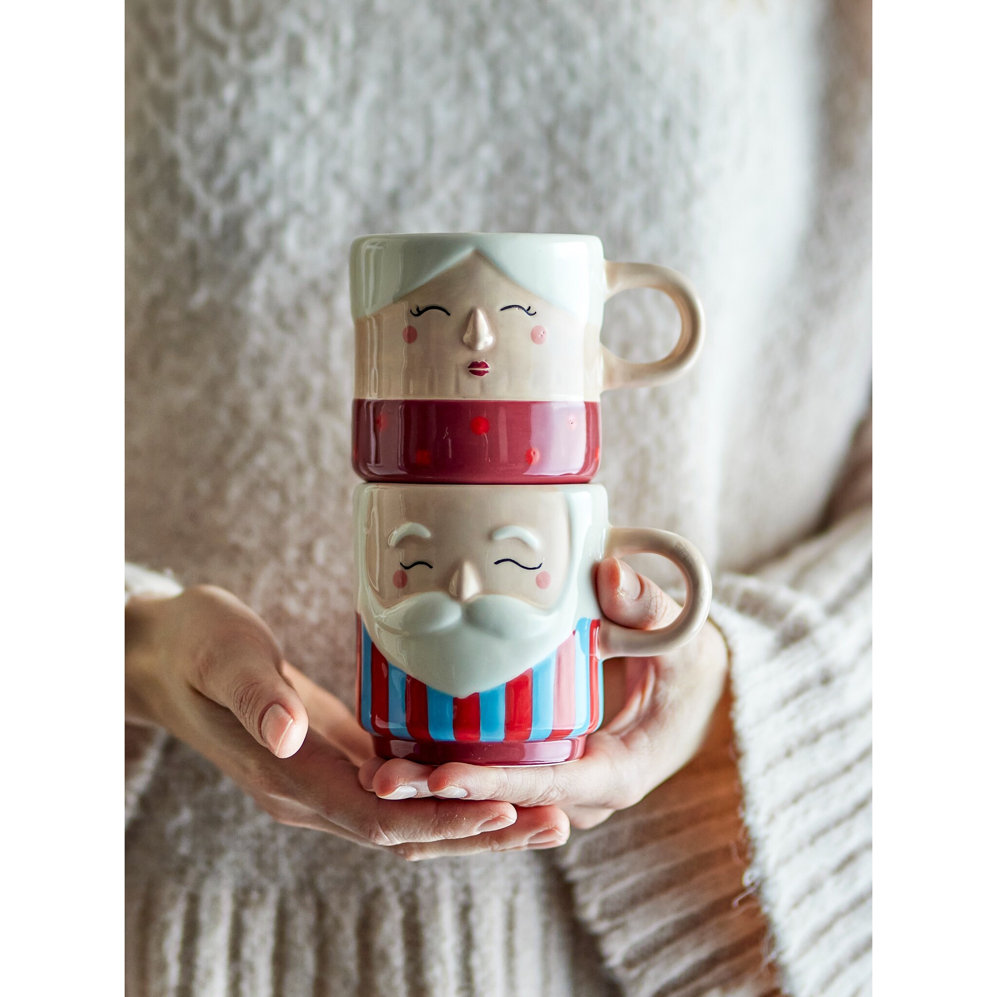 Weihnachtliche Steingut-Tassen Granny Rot 2er-Set, rot 
