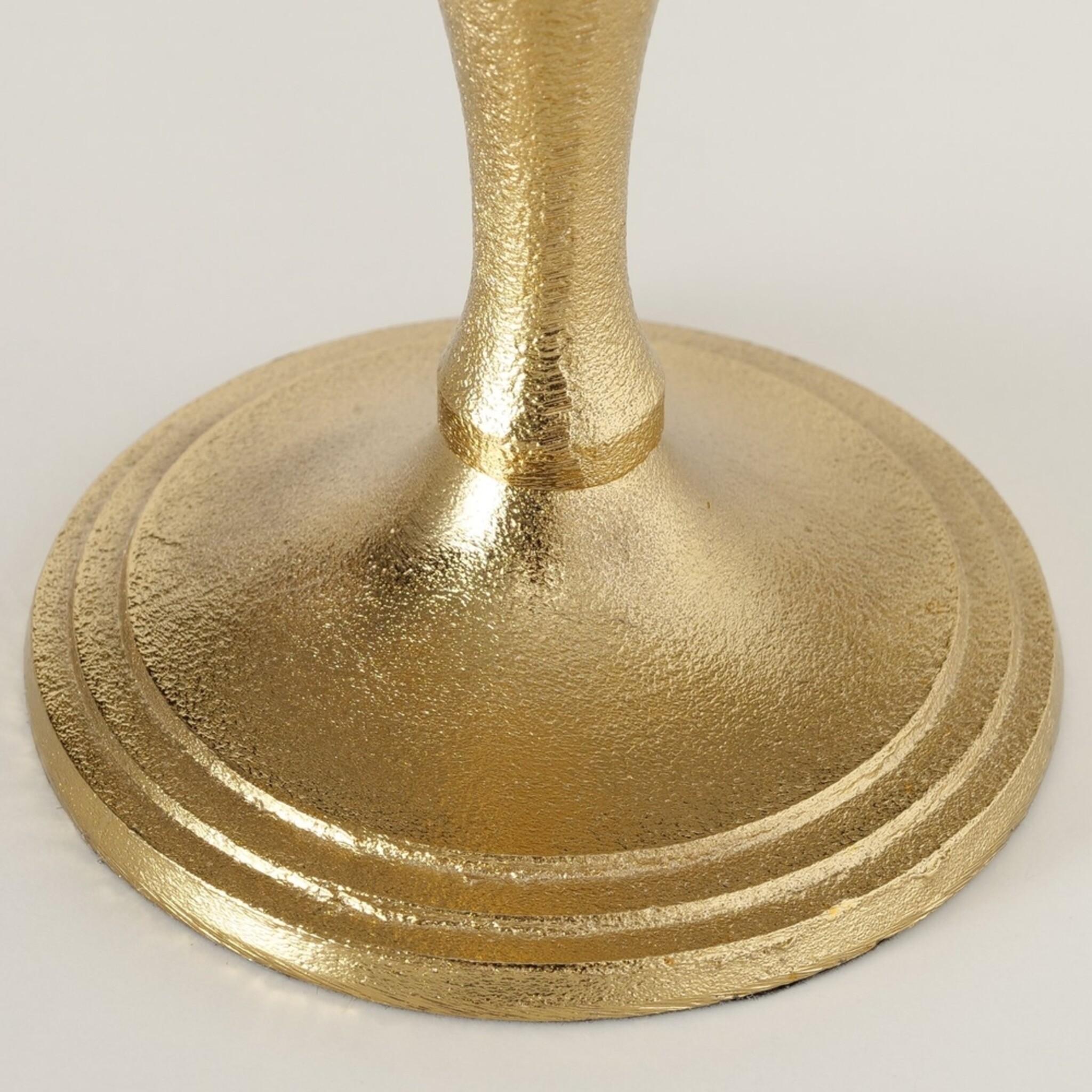 Kerzenleuchter Varas aus Aluminium, gold 