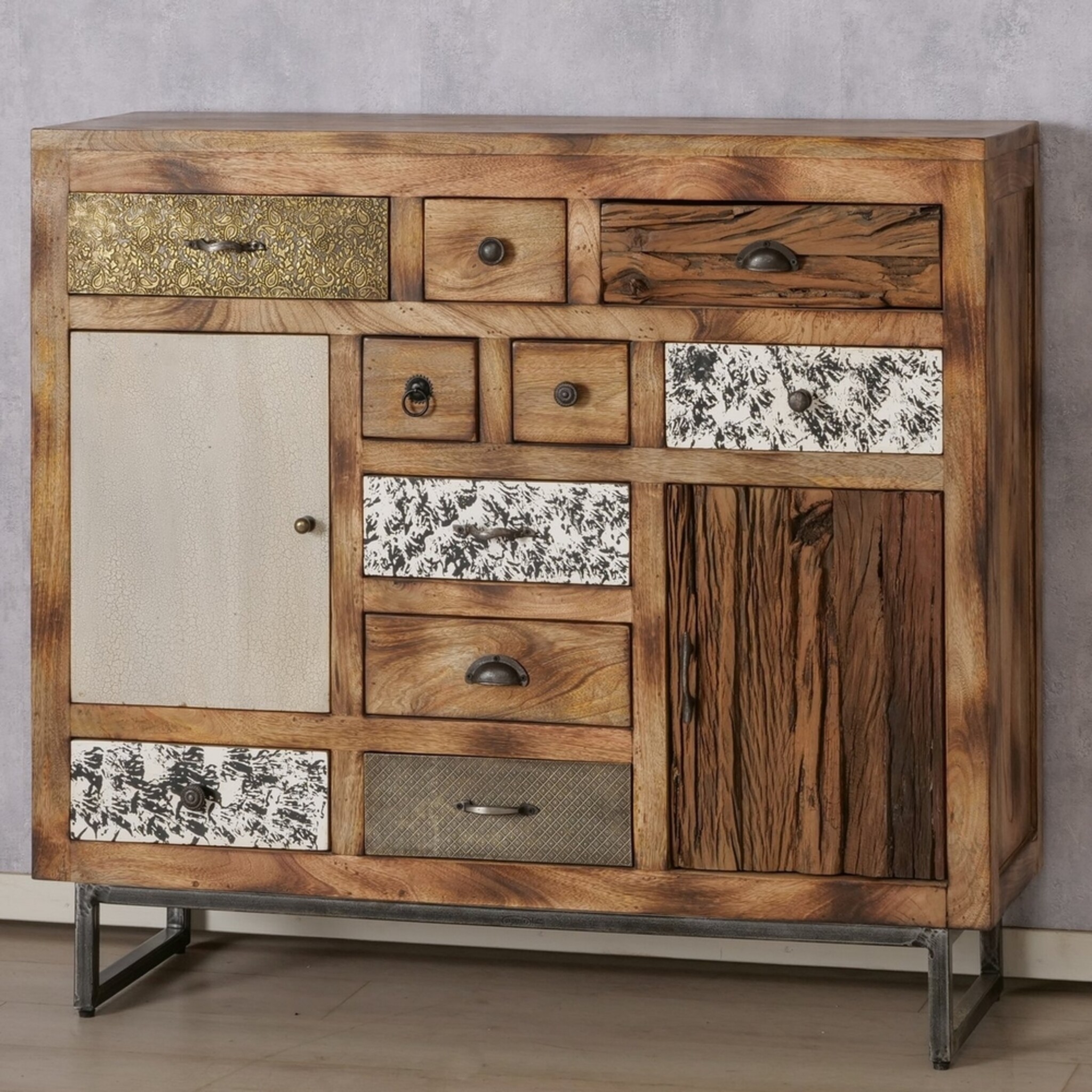 Schrank Gredoli, braun 115 x 35 x 105 cm