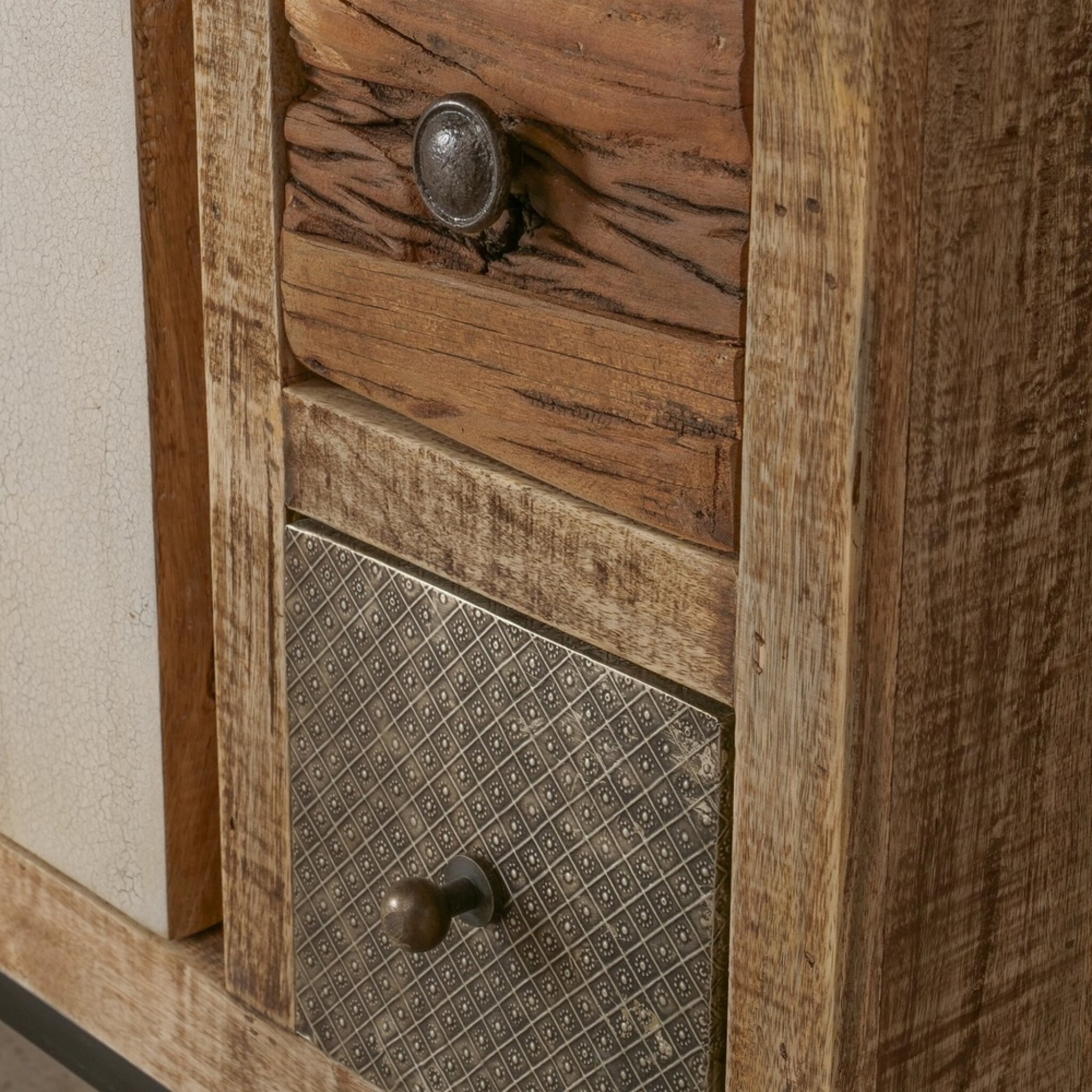 Schrank Gredoli, braun 85 x 35 x 104 cm