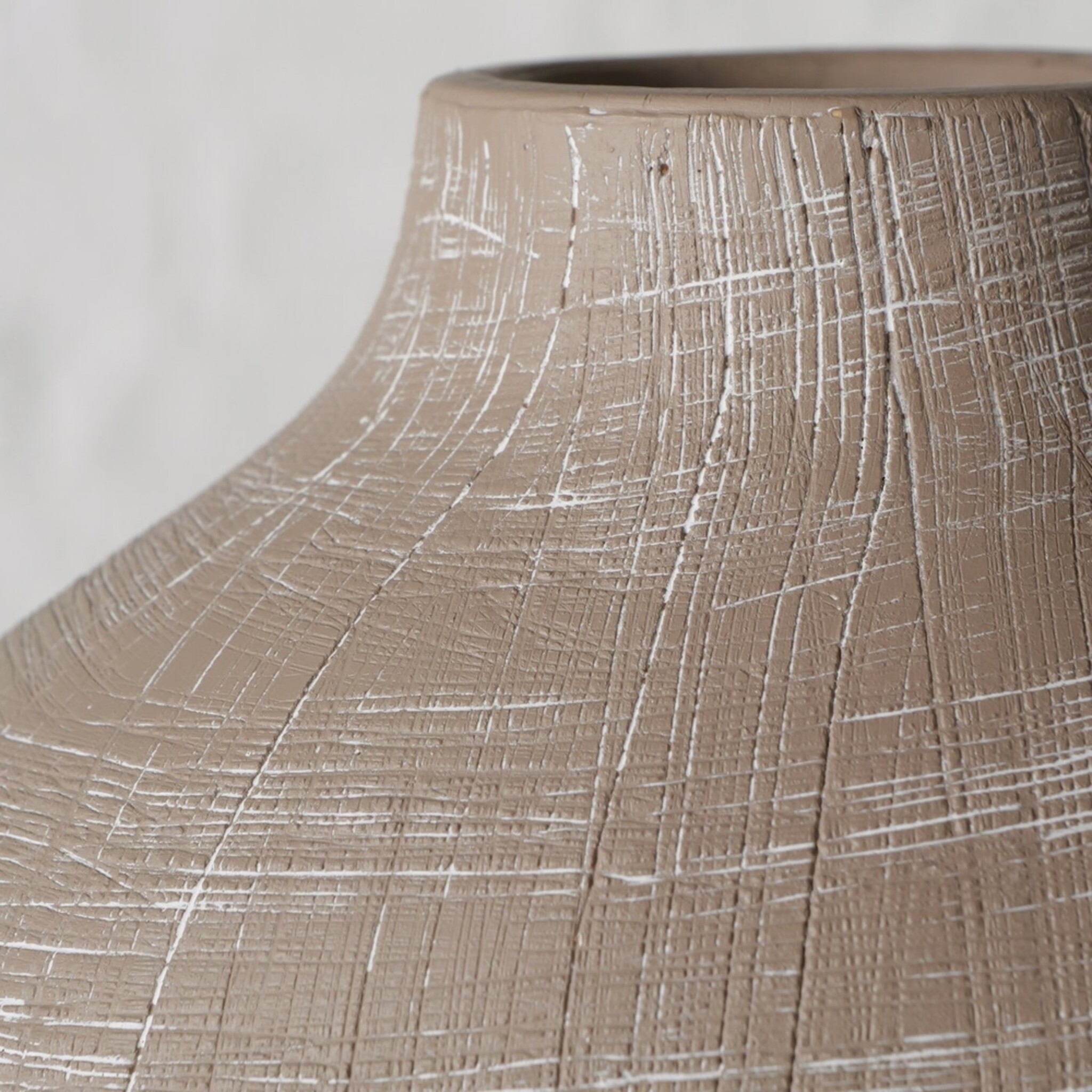 Vase Brisby, braun 