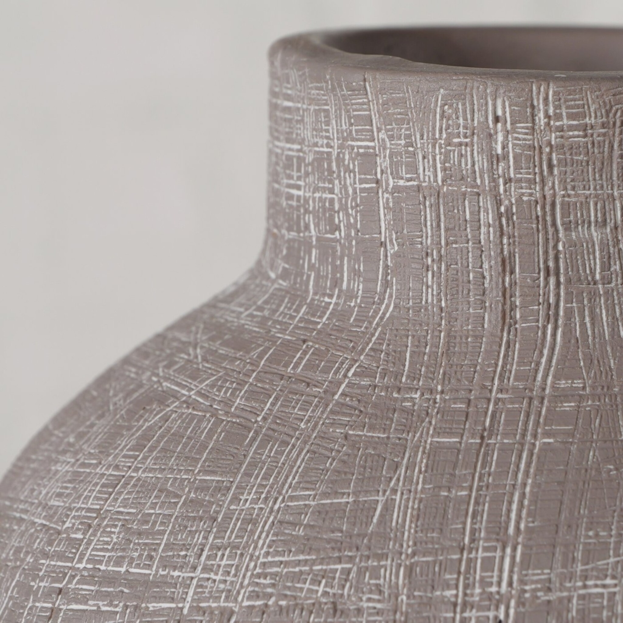 Vase Brisby, grau 