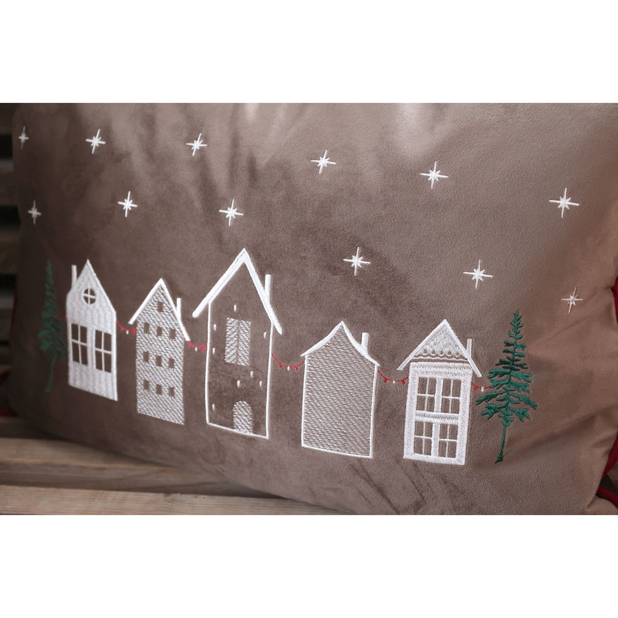 Chic Antique Aix Kissenbezug mit Haus-Stickerei Mokka
