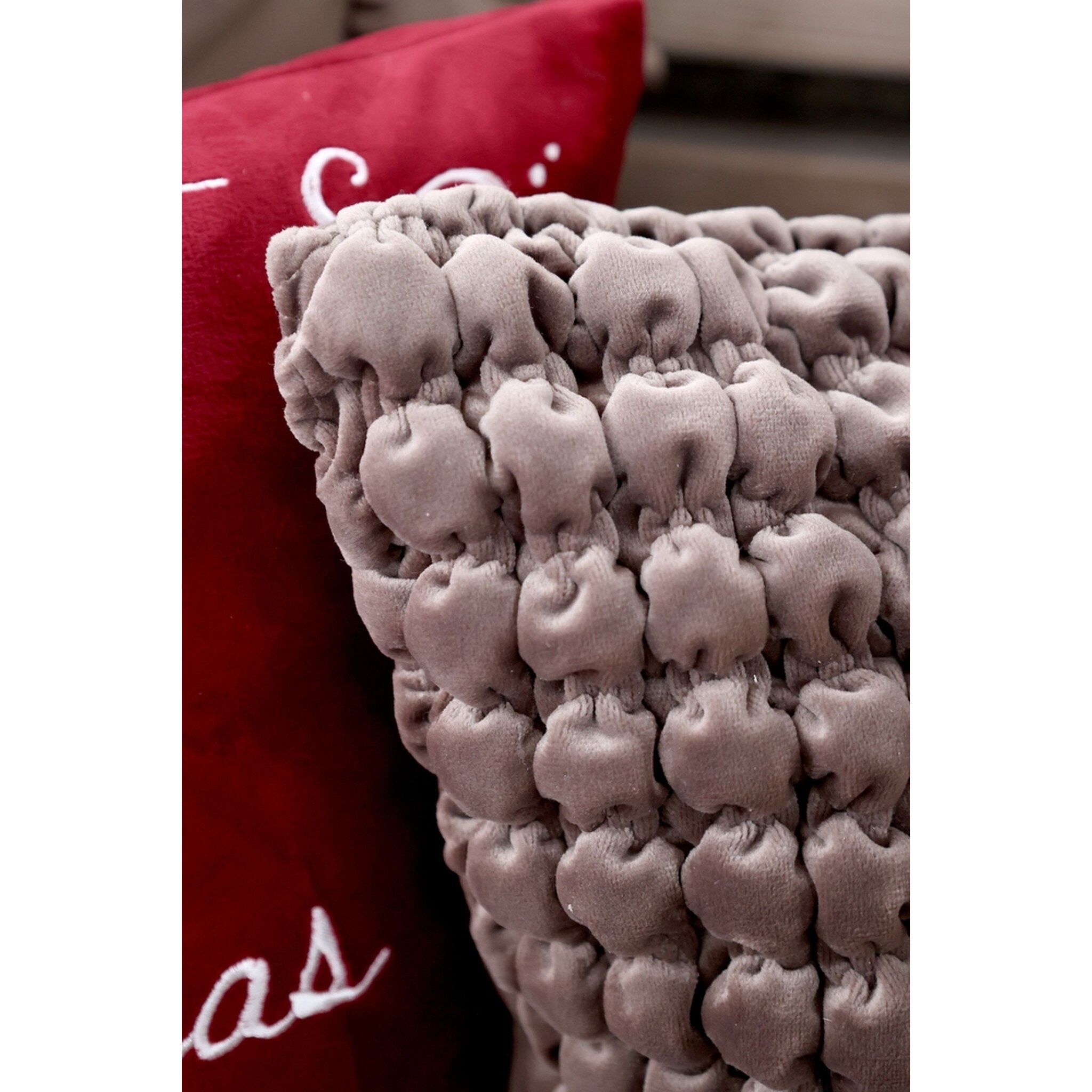 Chic Antique Aix Kissenbezug mit Smock-Stickerei Mokka