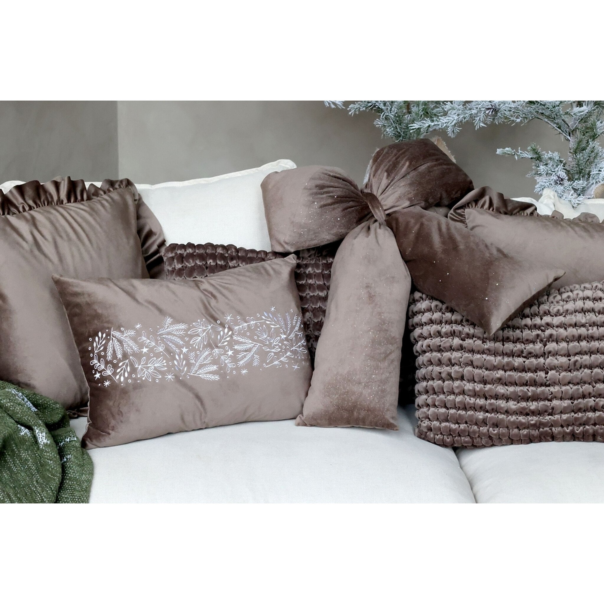 Chic Antique Aix Kissenbezug mit Smock-Stickerei Mokka