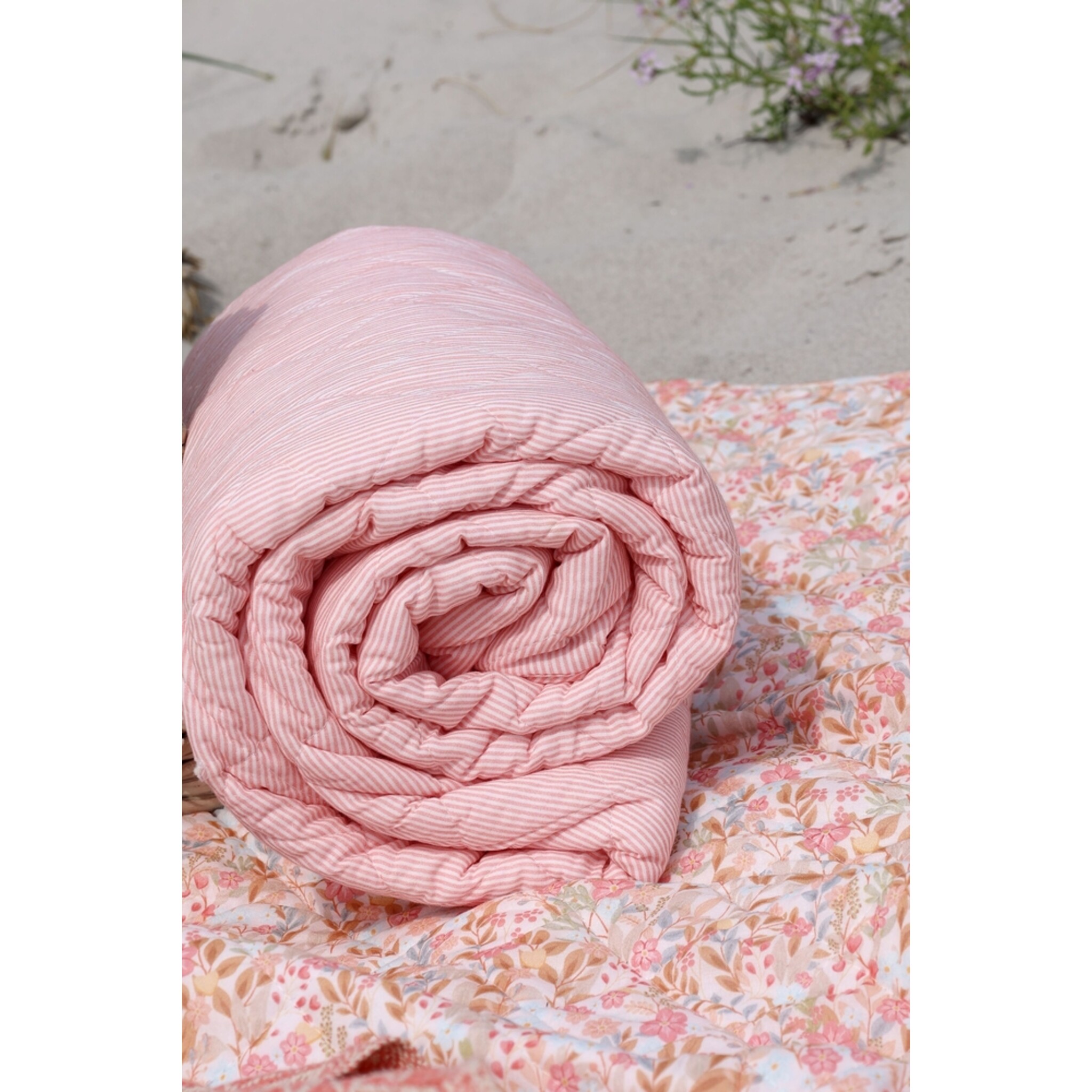 Aix Quilt – Maritime Steppdecke aus Baumwolle, rosa 