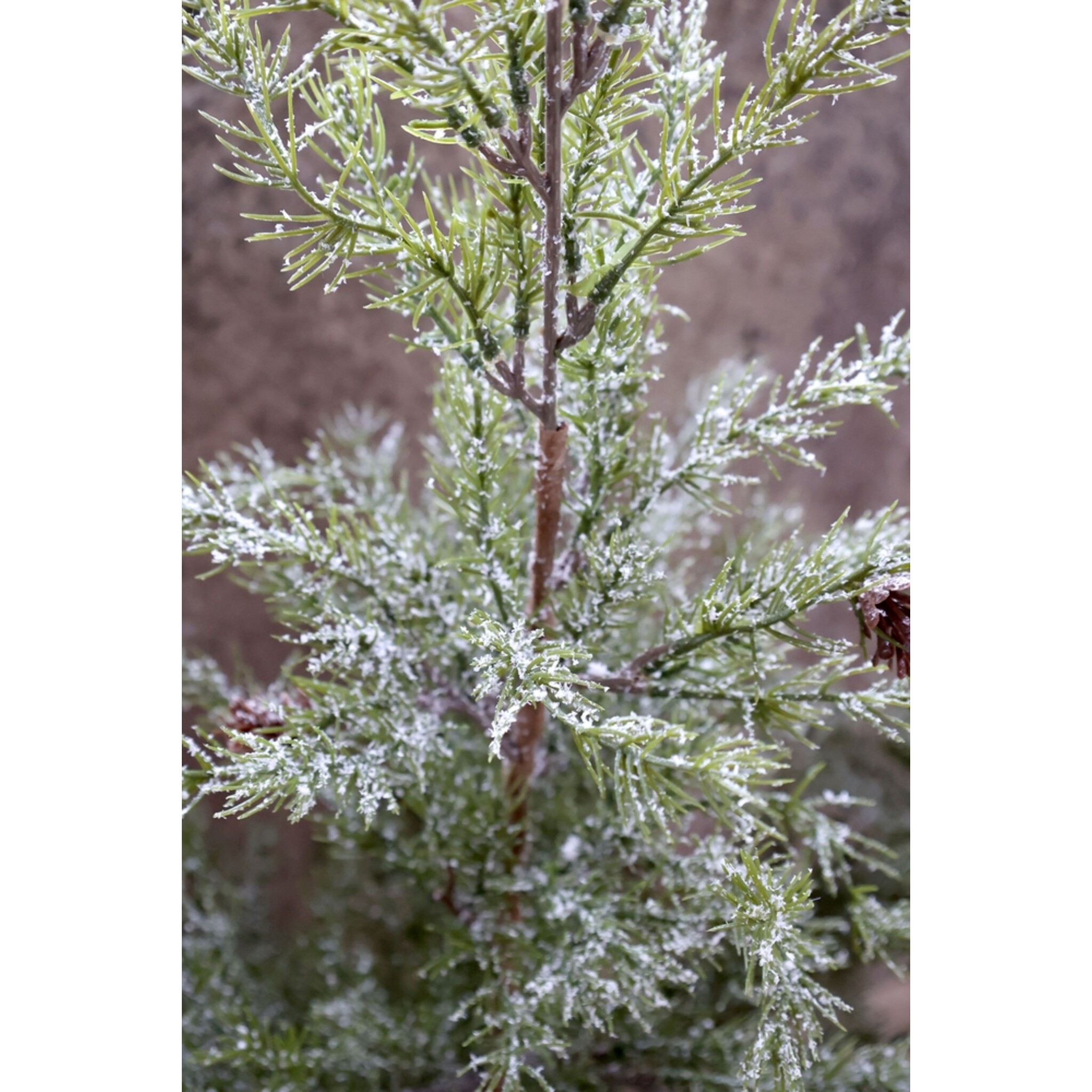 Künstlicher Tannenbaum mit Zapfen & Schnee, grün 
