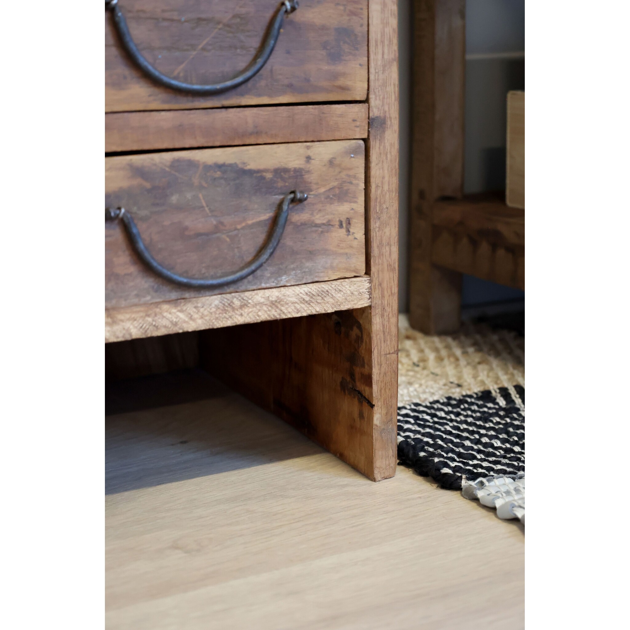 Chic Antique Grimaud Schmale Vintage Kommode mit 8 Schubladen | Recyclingholz, natur 