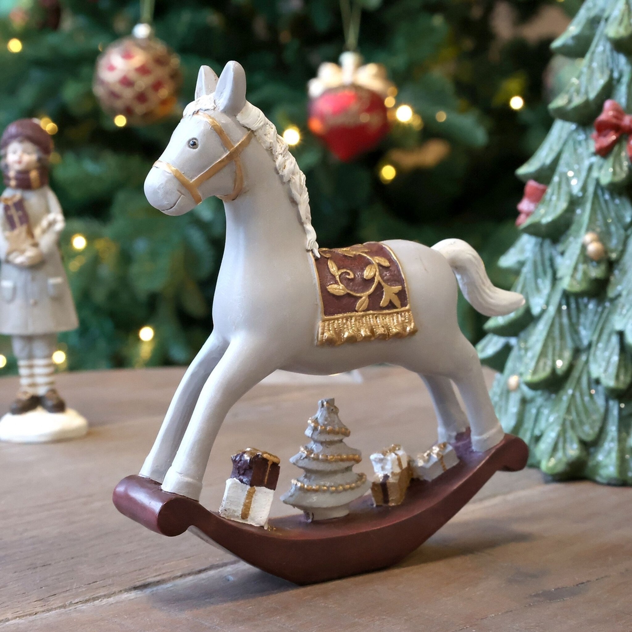 Schaukelpferd Noël mit Geschenken