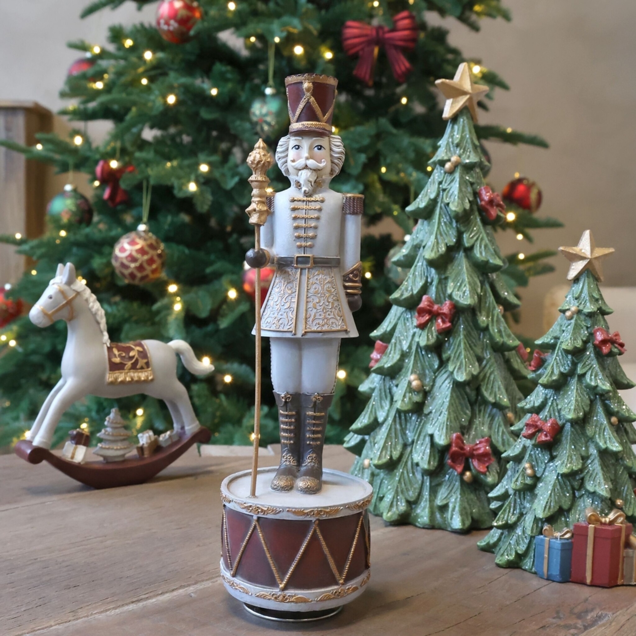 Noël Spieluhr mit Nussknacker, grau 