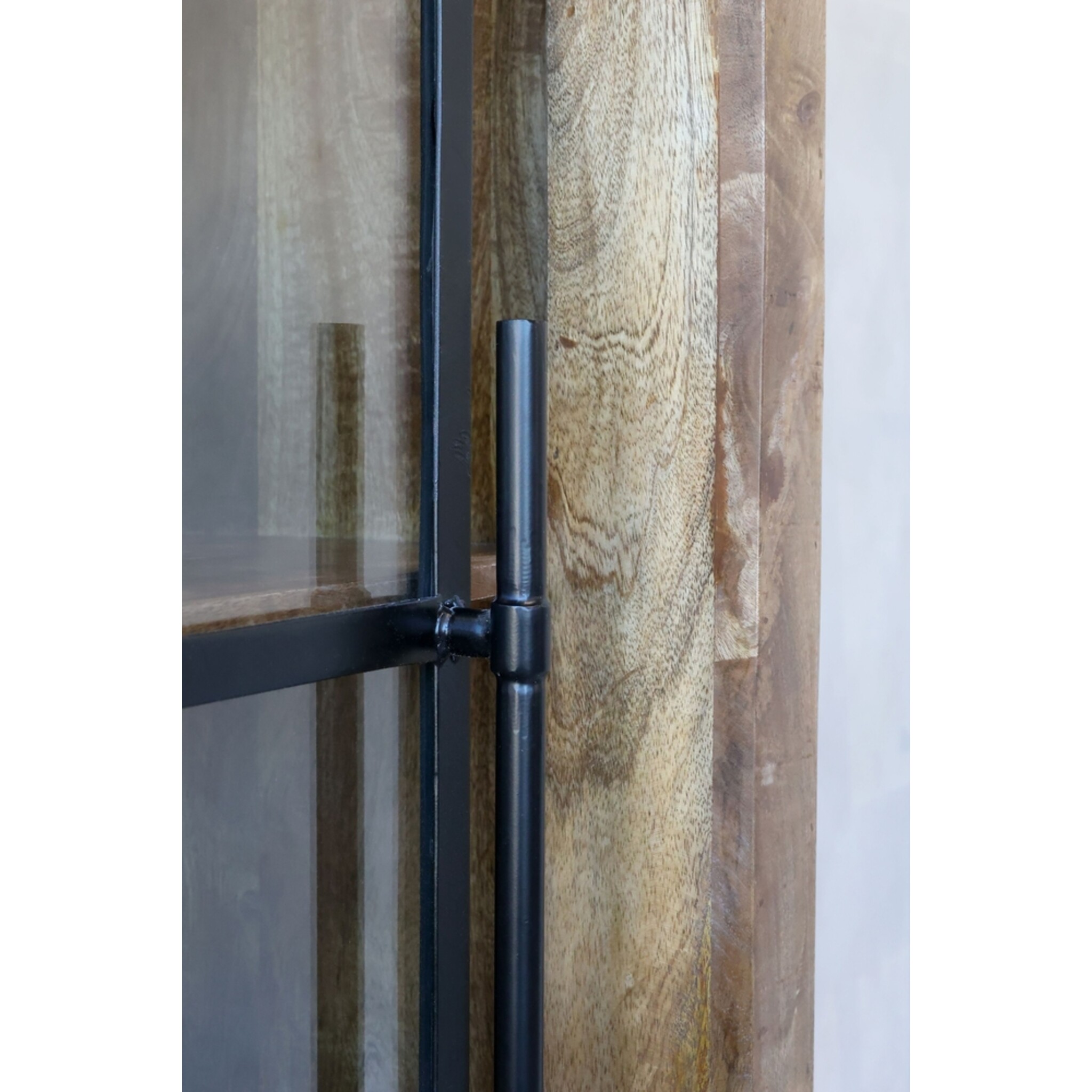 Vitrinenschrank Paris – Landhausstil mit Schiebetüren, natur 