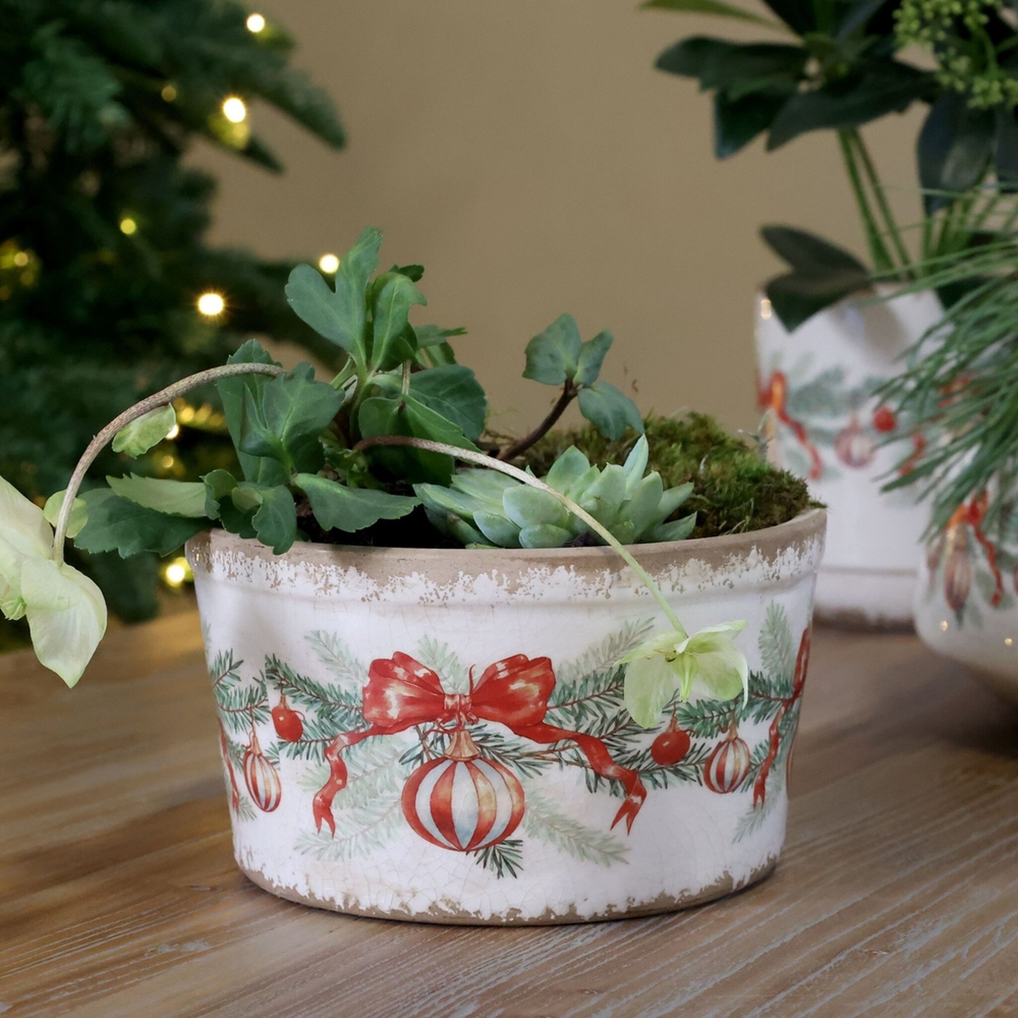 Steingut Tablett Schale mit Weihnachtskugel und Schleife
