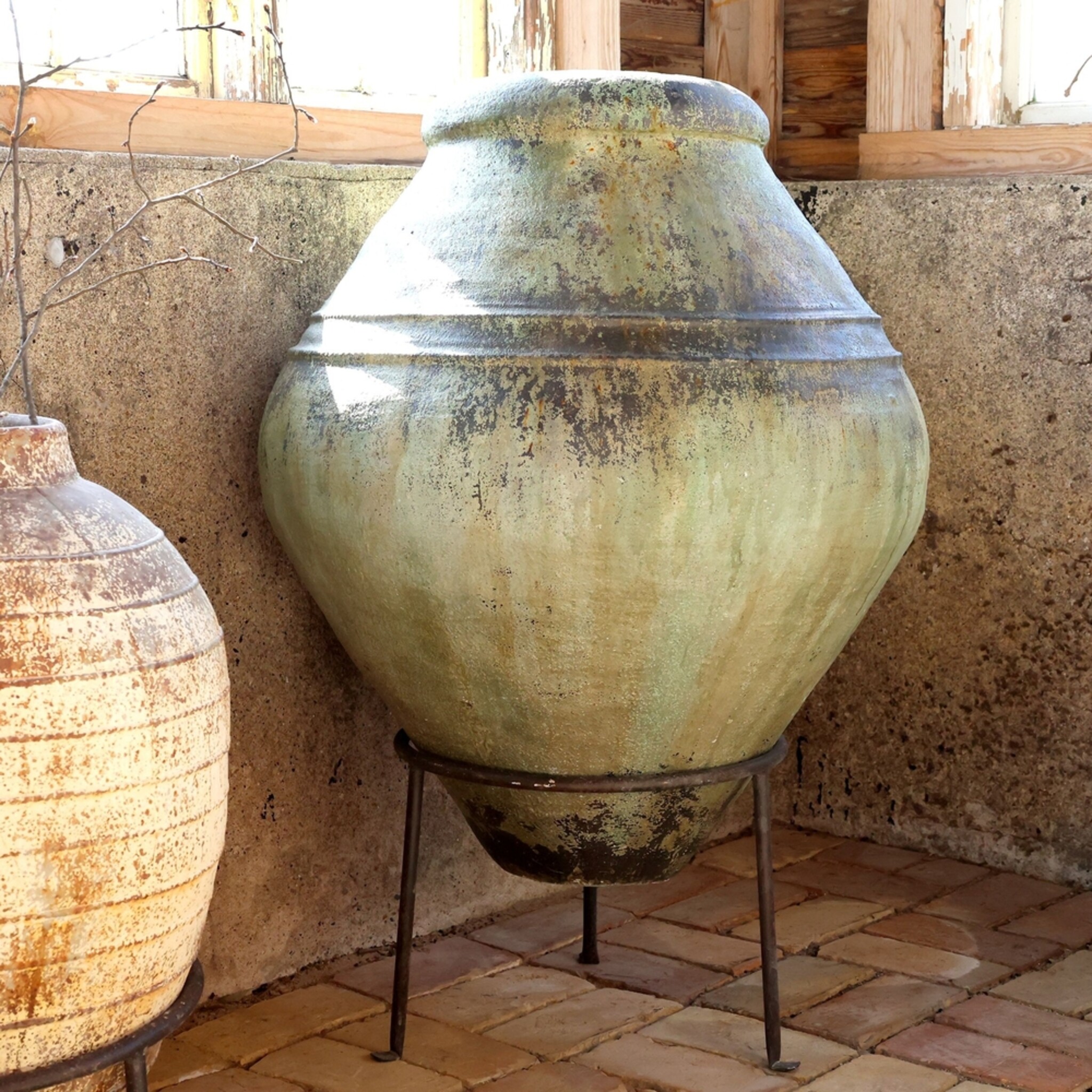 Übertopf auf Gestell Antique, creme Höhe 103 cm, Ø 75 cm