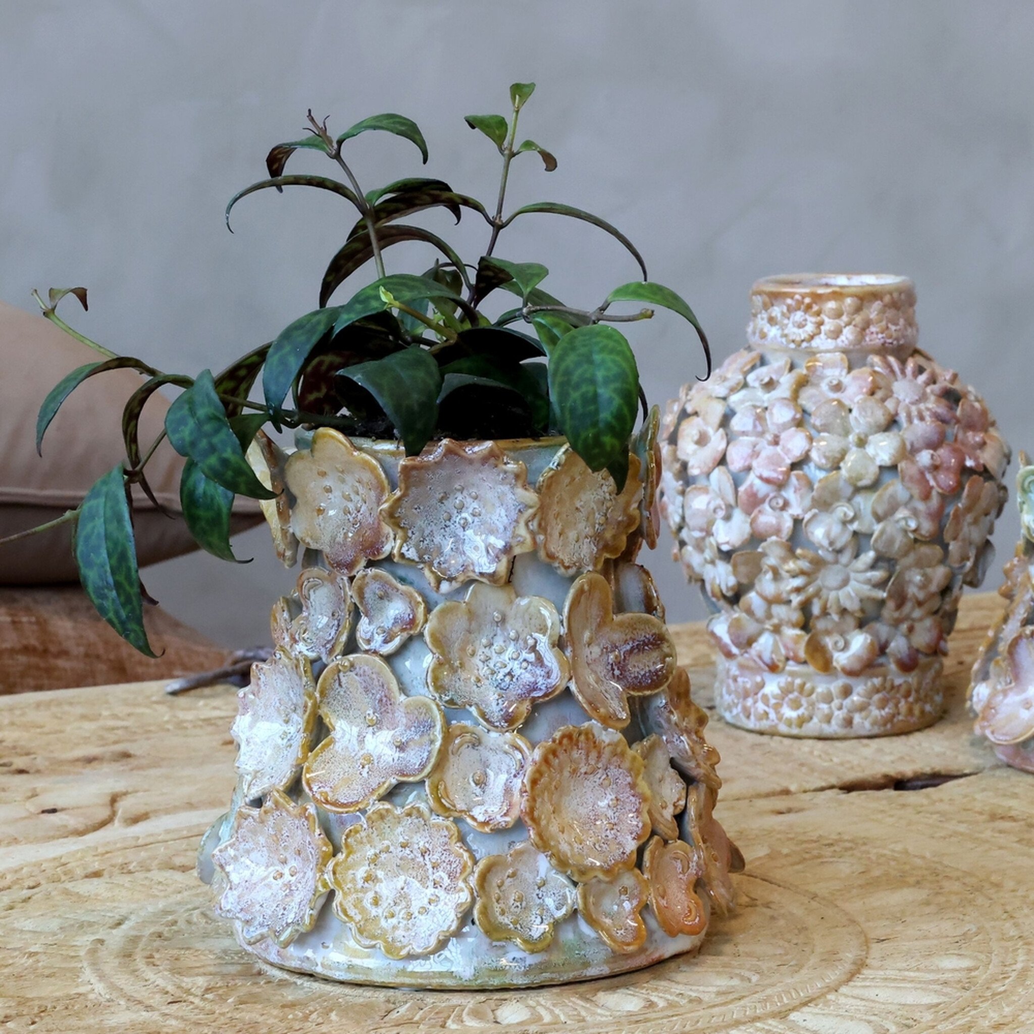 Chic Antique Vase Wüstenrose mit Dekor aus Steingut