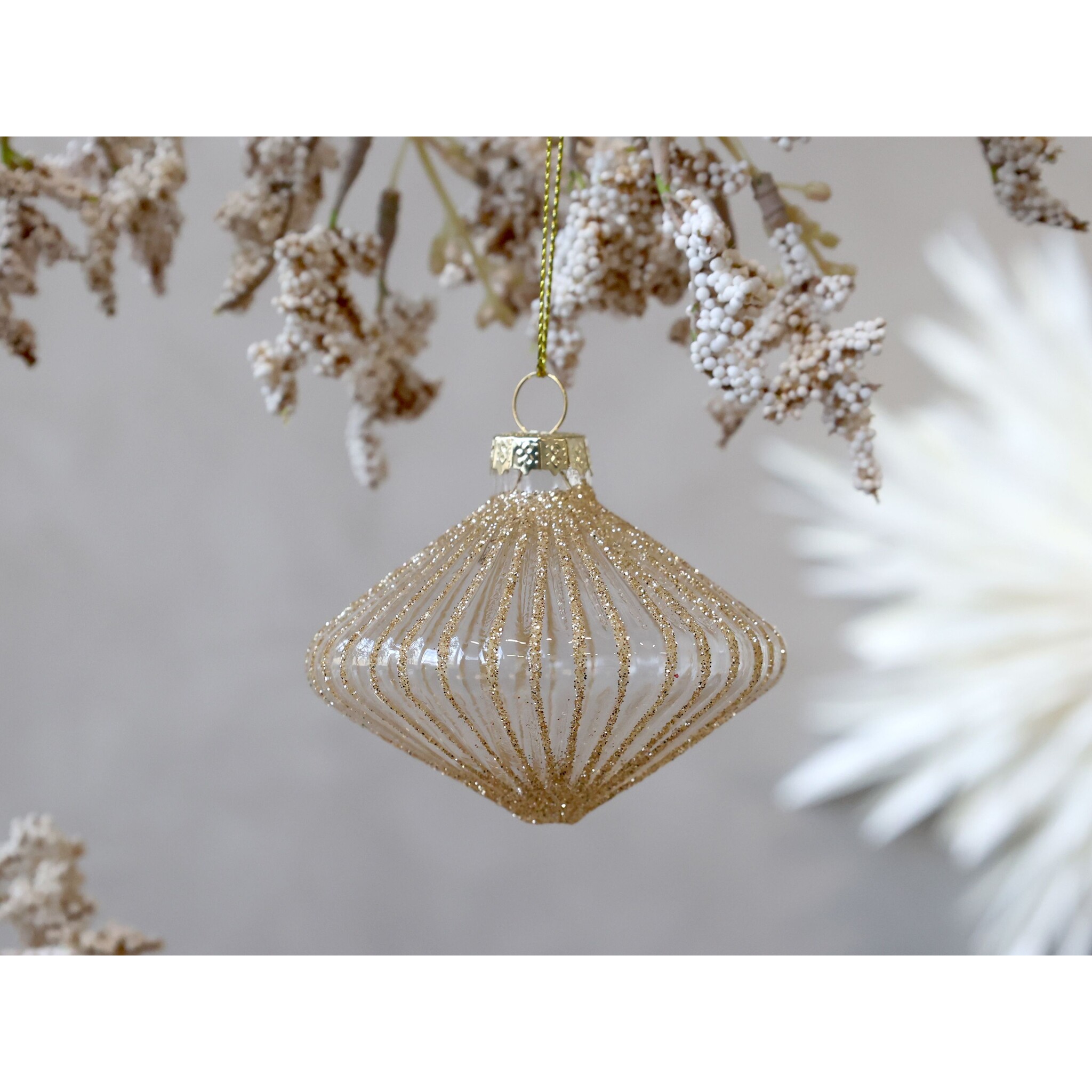 Weihnachtskugel Diamantform aus Glas, gold 