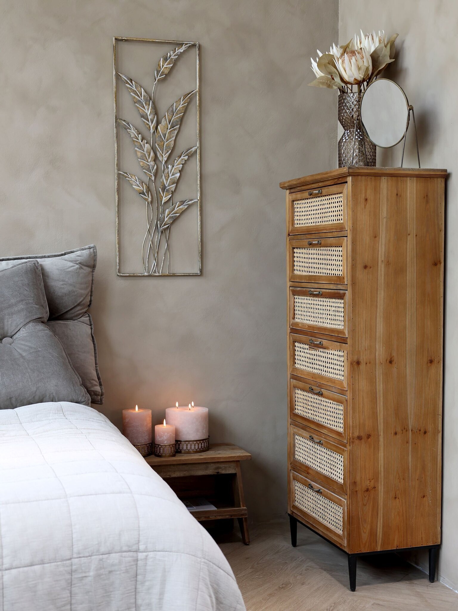Gemütlichkeit im Schlafzimmer Bild 1