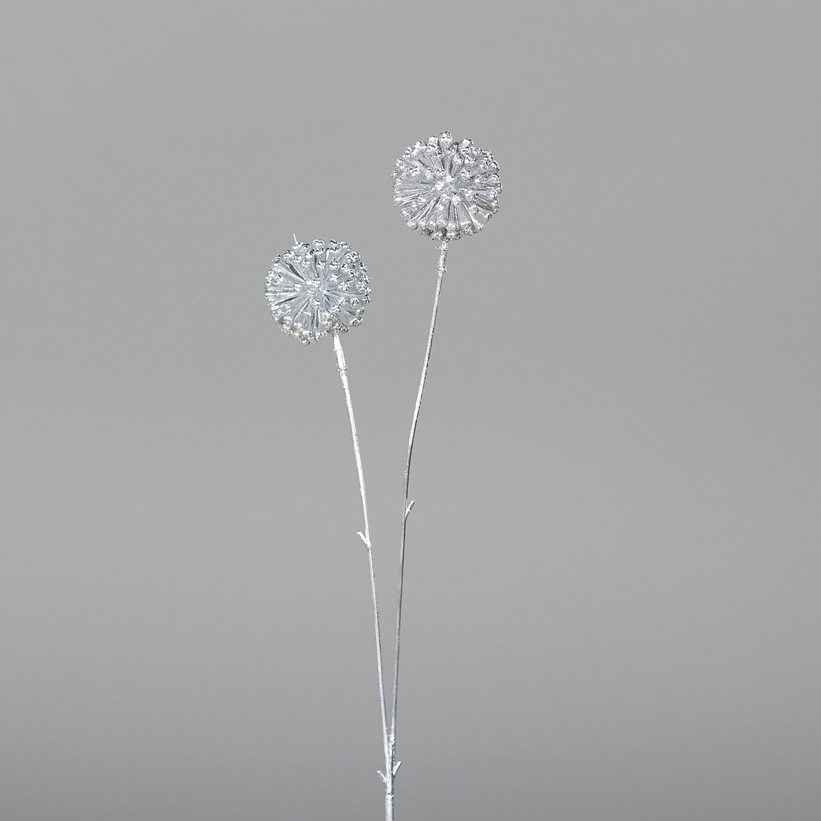 Künstlicher Dekozweig, Fruchtstand mit 2 Blüten, silber 50 cm