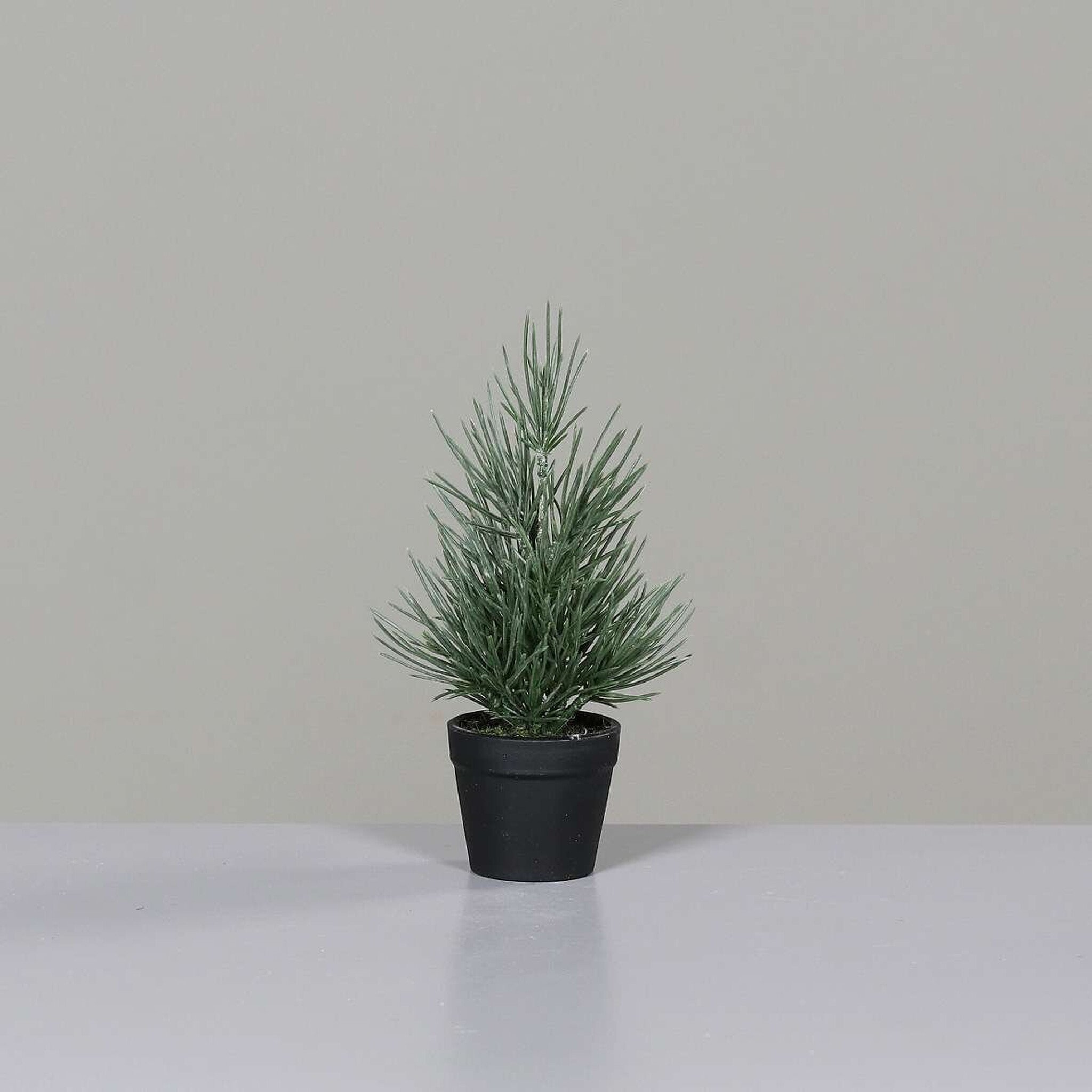 Künstlicher Tannenbaum im Kunststoff Topf, grün 22 cm