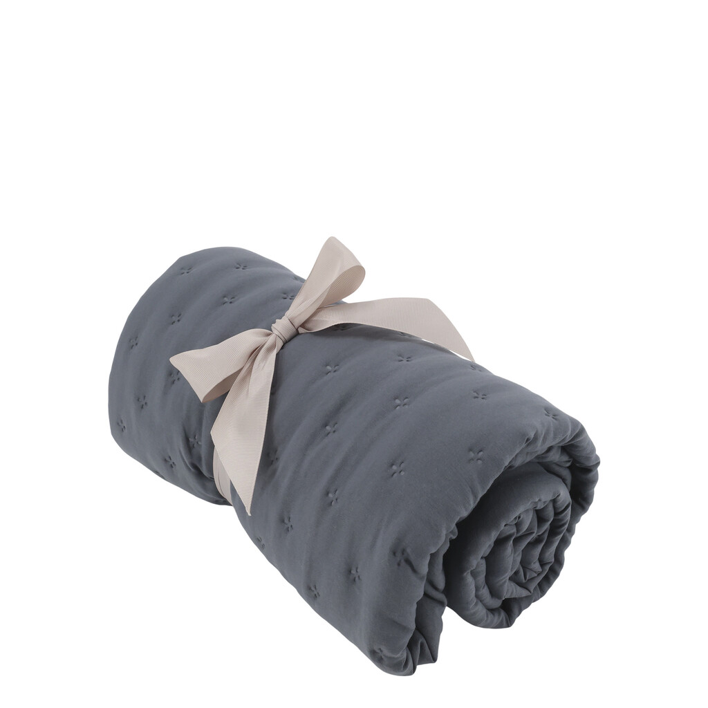 Aix Soft Quilt - Kuscheldecke im Vintage Landhausstil