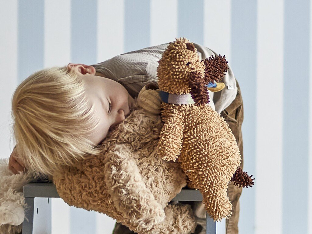 Bloomingville Mini Plüschtier Olfie Bär Braun online kaufen bei SKANDEKO (Ansicht 2)