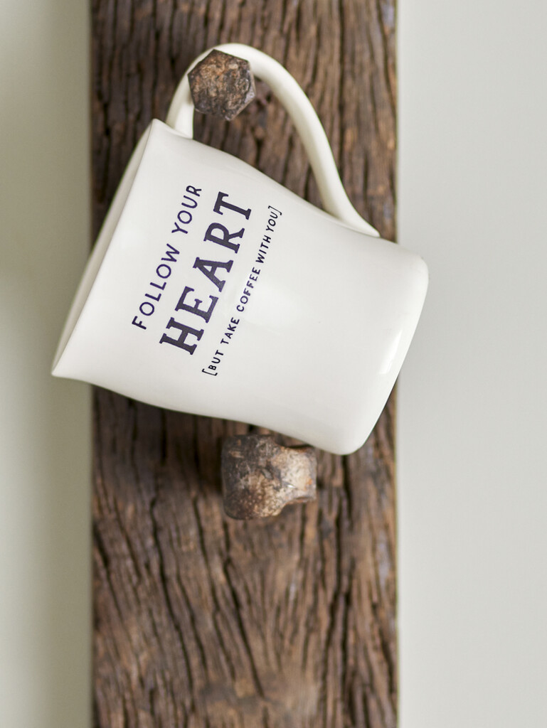 Bloomingville Tasse Wendy mit Schrift, Steingut online kaufen bei SKANDEKO (Ansicht 2)
