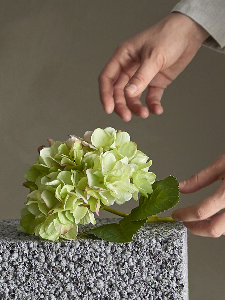 Bloomingville Weißer Hydrangea Stiel, Kunstblume online kaufen bei SKANDEKO (Ansicht 2)