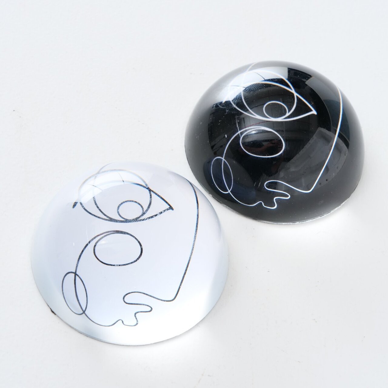2er Set Briefbeschwerer Pica