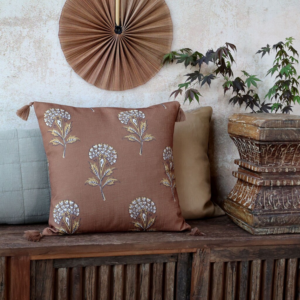 Chic Antique Aix Kissenbezug Blumenmotiv mit Quasten online kaufen bei SKANDEKO (Ansicht 2)