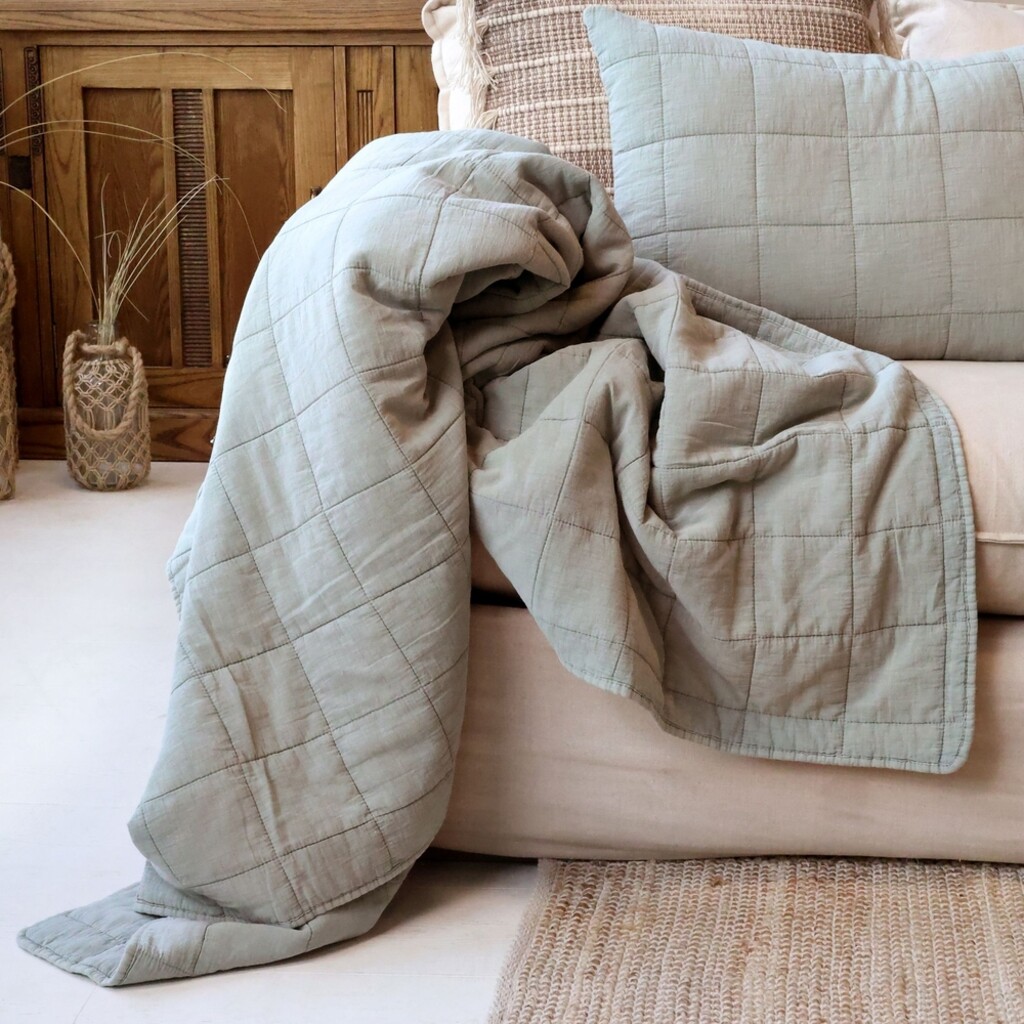 Aix Vintage Quilt