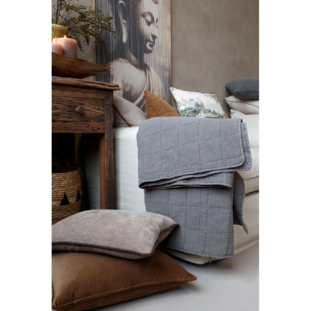 Aix Vintage Quilt