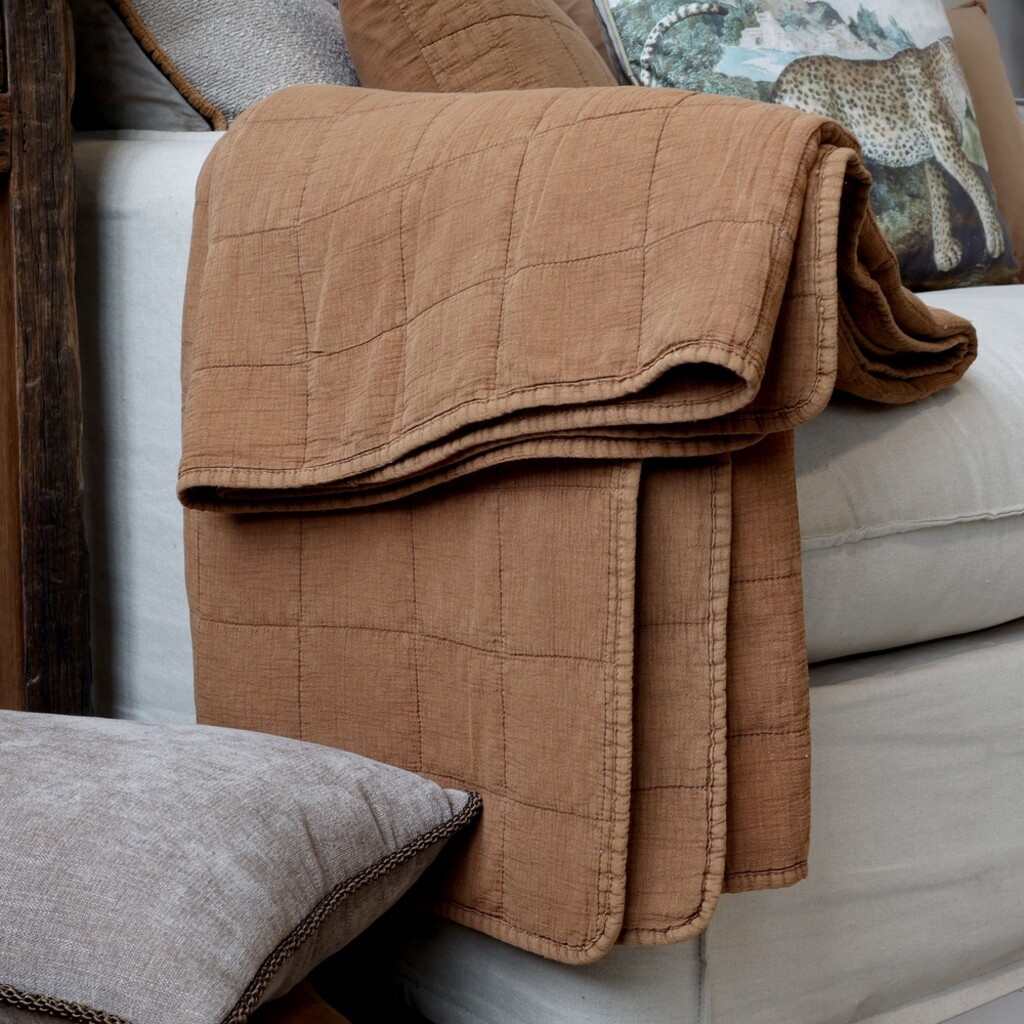 Aix Vintage Quilt