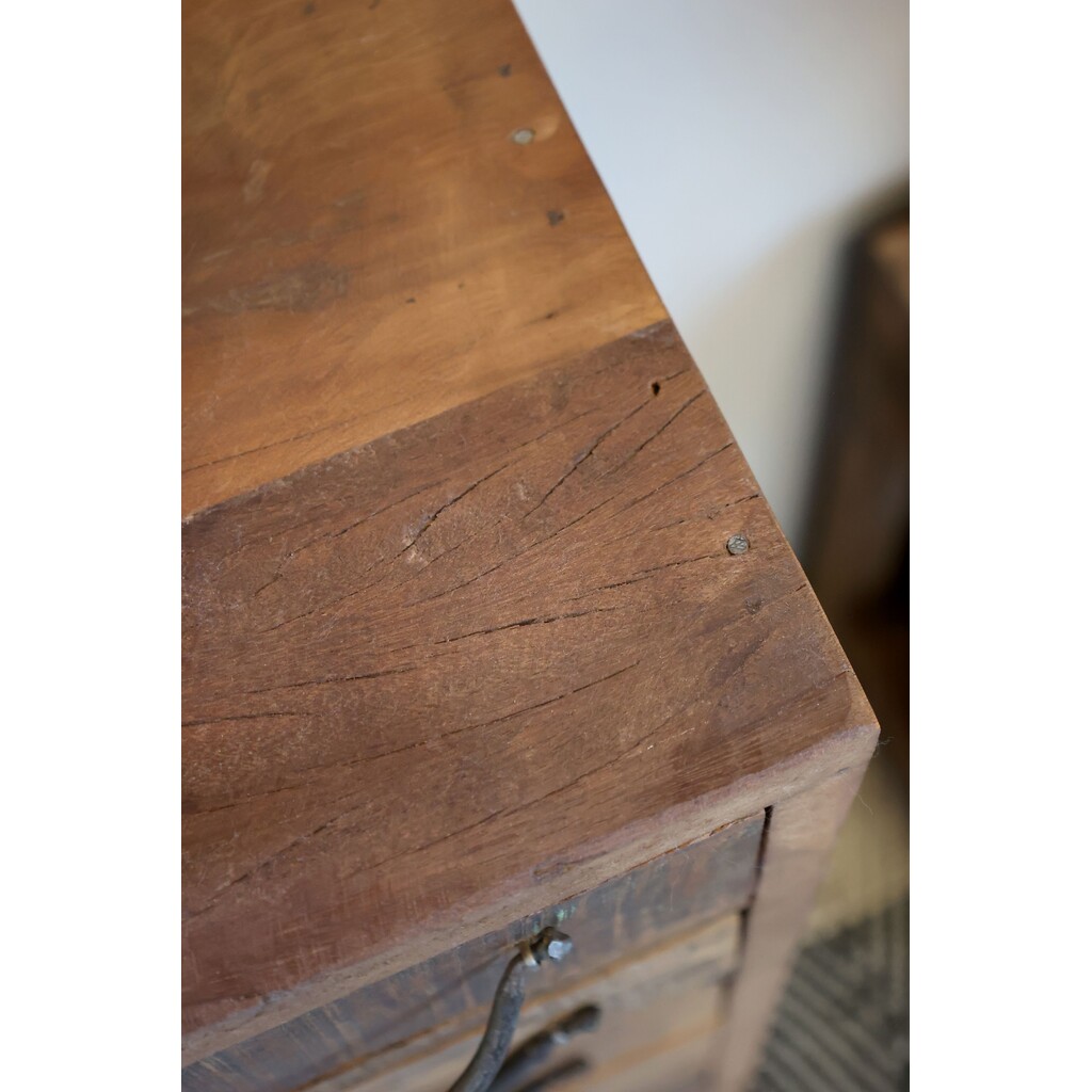 Chic Antique Grimaud Schmale Vintage Kommode mit 8 Schubladen | Recyclingholz