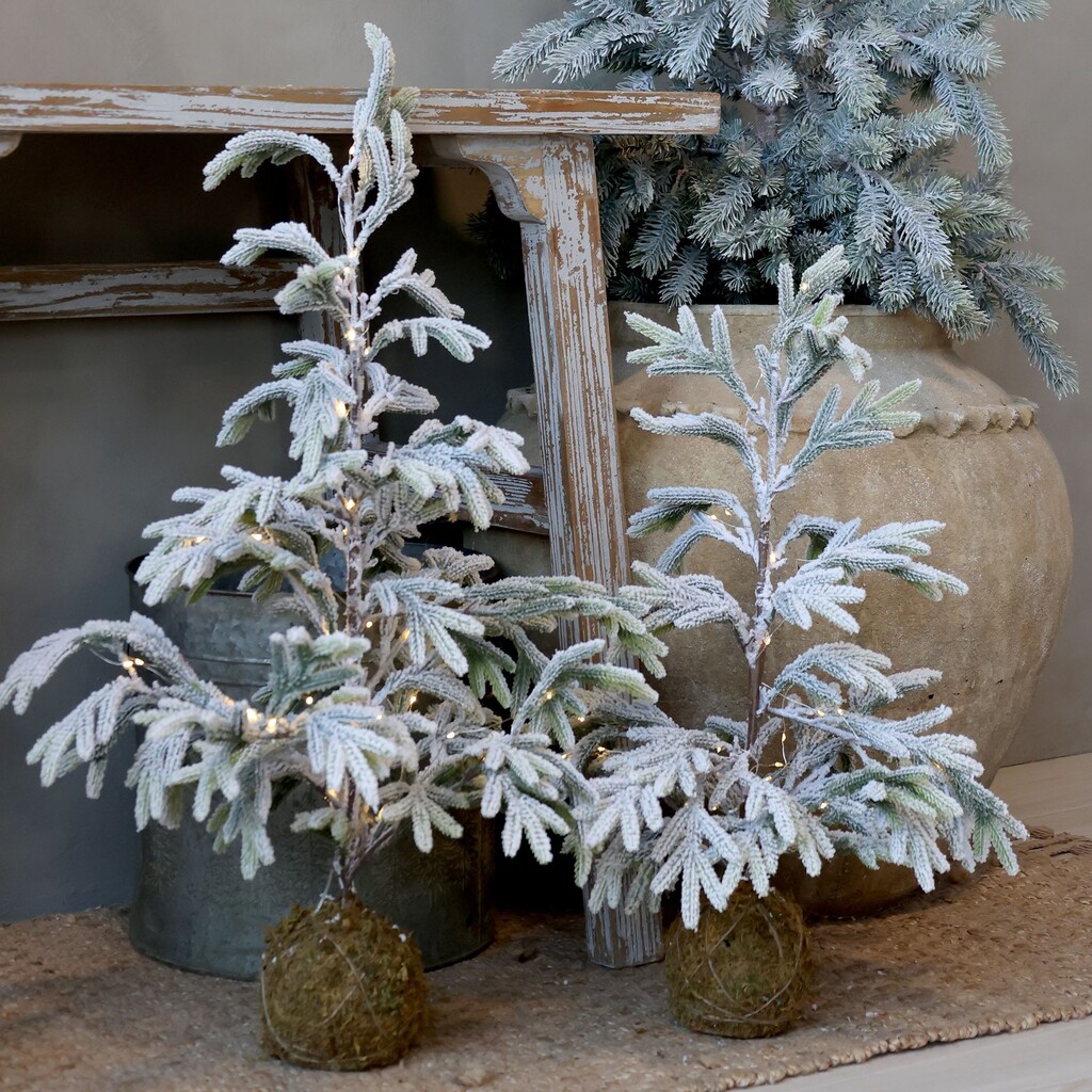 Chic Antique Künstllicher Tannenbaum mit Schnee & LED inkl. Timer online kaufen bei SKANDEKO (Ansicht 2)