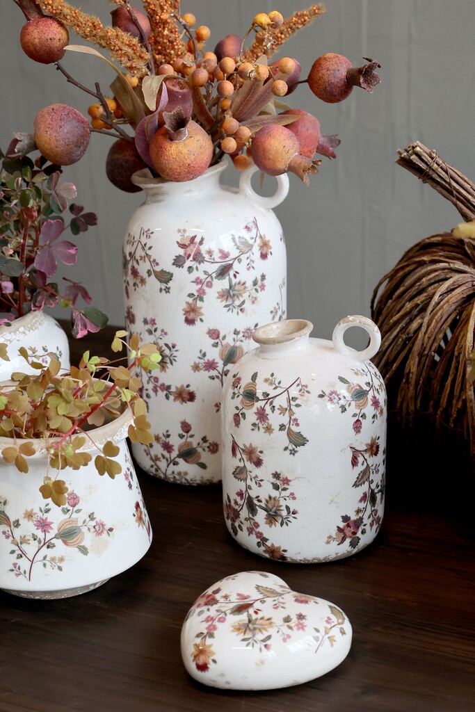 Chic Antique Nancy Vase mit Blumenmotiv online kaufen bei SKANDEKO (Ansicht 2)