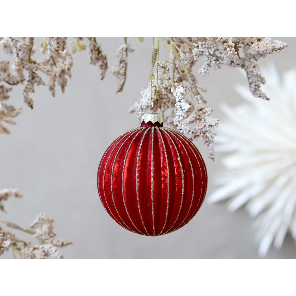 Rote Weihnachtskugel aus Glas