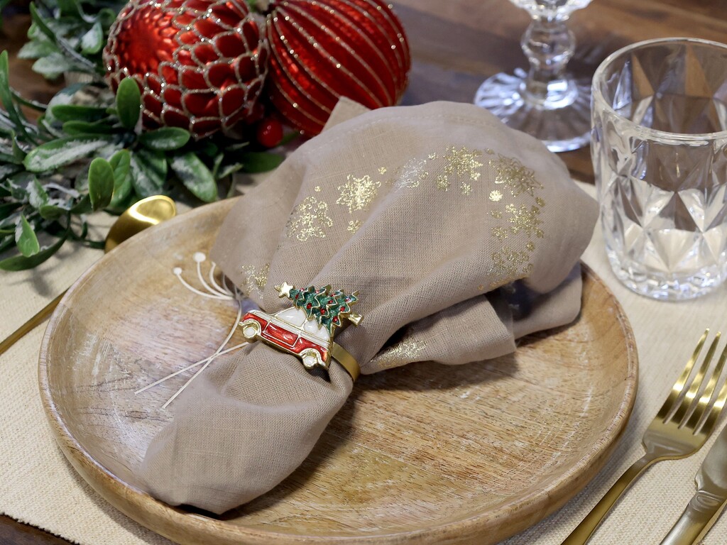 Chic Antique Serviettenring mit Auto und Weihnachtsbaum online kaufen bei SKANDEKO (Ansicht 2)