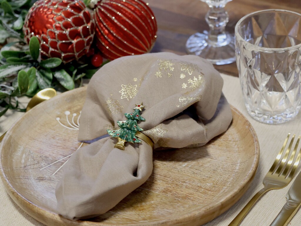 Chic Antique Serviettenring mit Weihnachtsbaum online kaufen bei SKANDEKO (Ansicht 2)