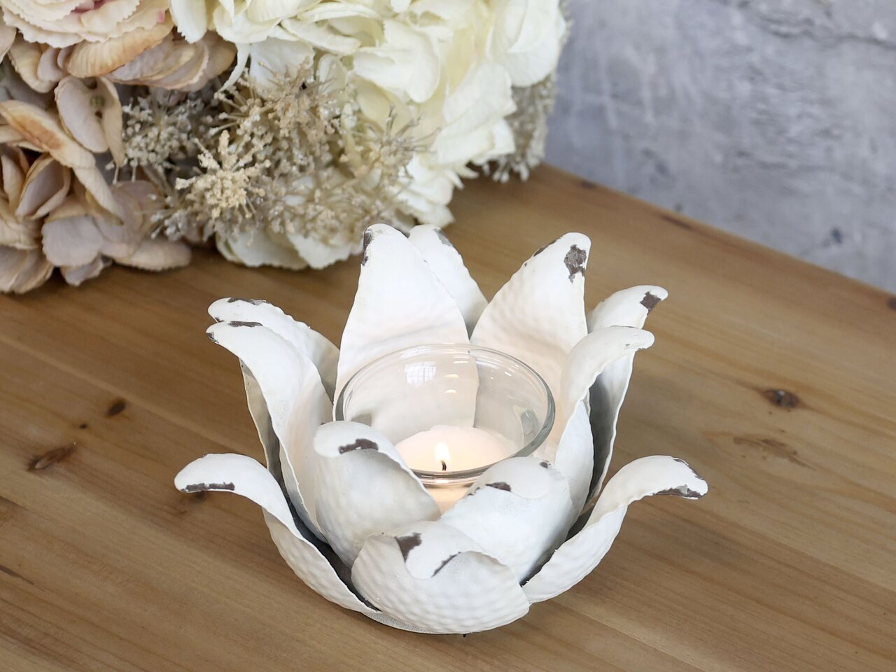 Chic Antique Teelichthalter Blume aus Eisen online kaufen bei SKANDEKO (Ansicht 2)