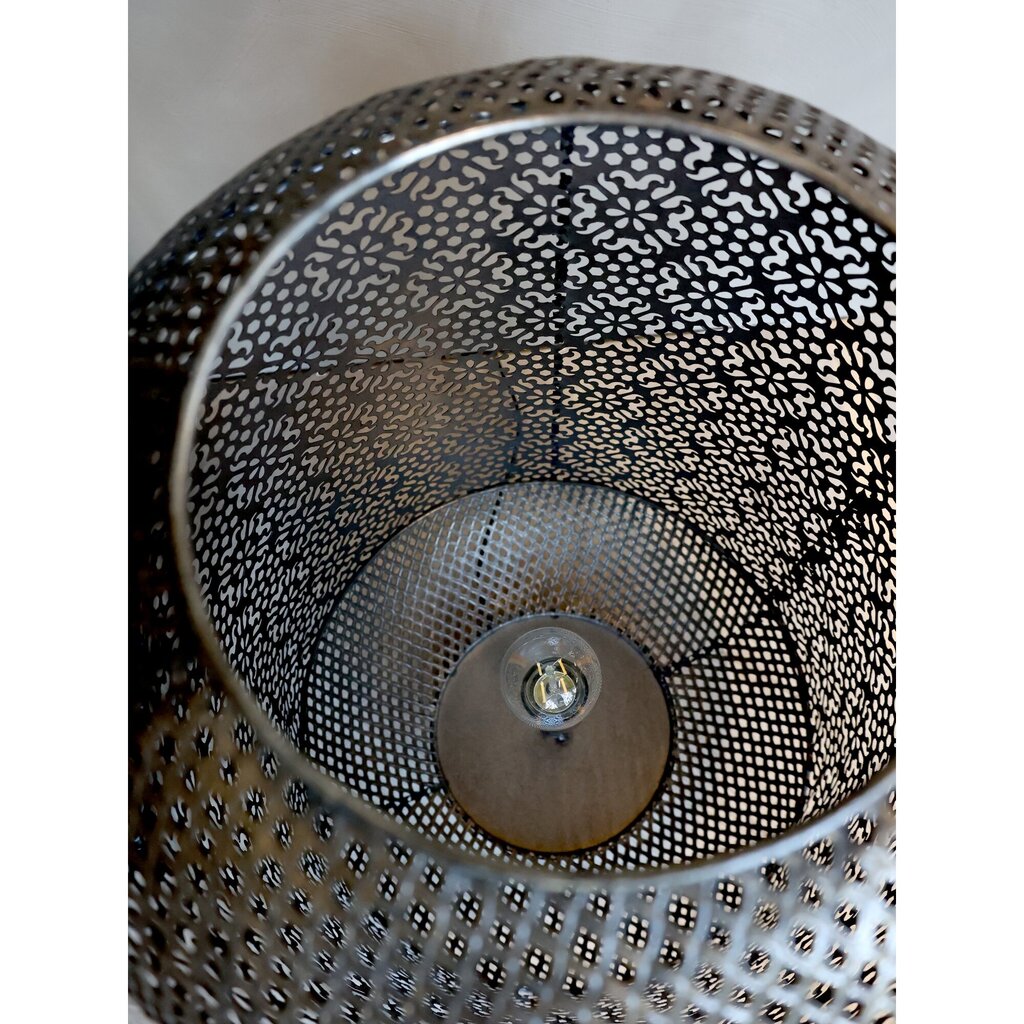 Vire Tischlampe mit Muster