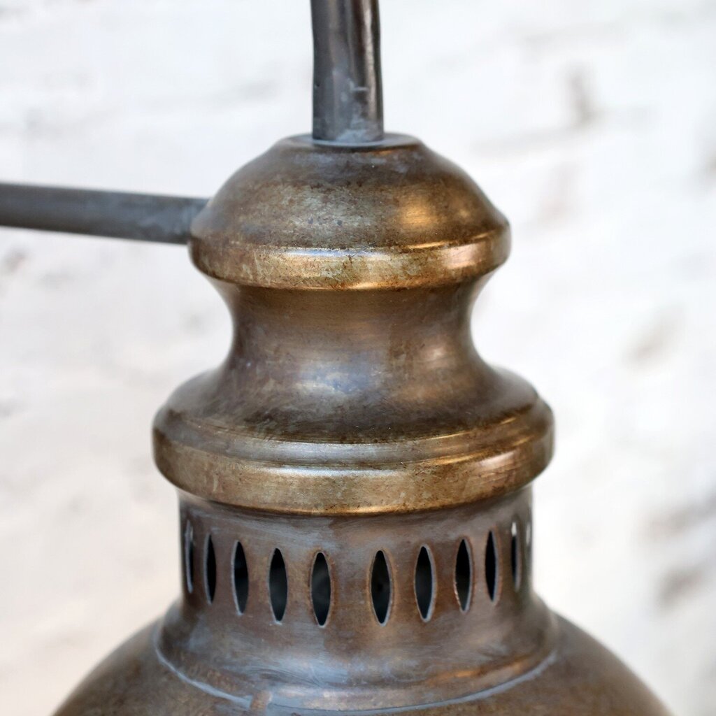 Wandlampe im antiken Stil