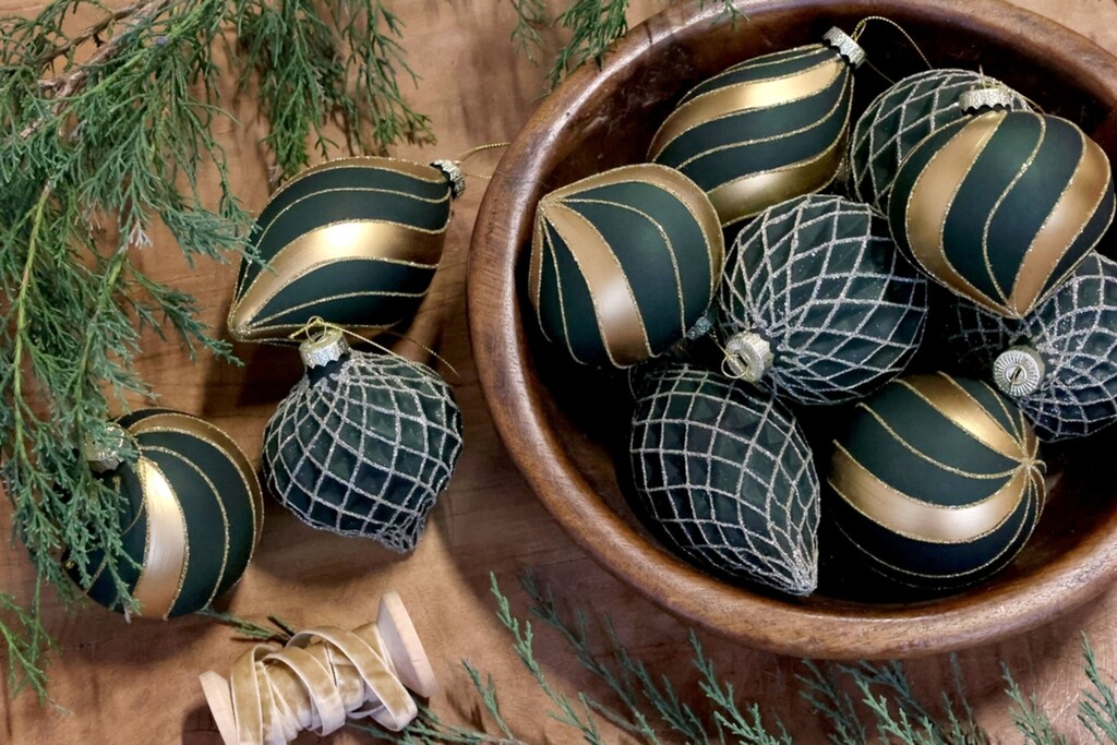 Chic Antique Weihnachtskugeln Olivgrün im 3er-Set online kaufen bei SKANDEKO (Ansicht 2)