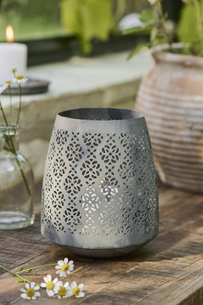IB Laursen Kerzenhalter Blumenmuster für Teelicht online kaufen bei SKANDEKO (Ansicht 2)